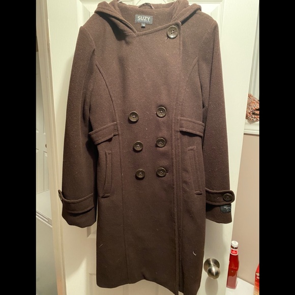 Beautiful long brown coat - Picture 3 of 3
